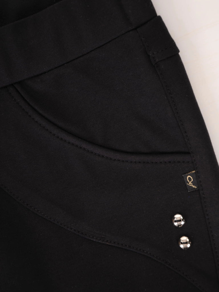 Storesnio audinio kelnės Mija regular fit (juoda)